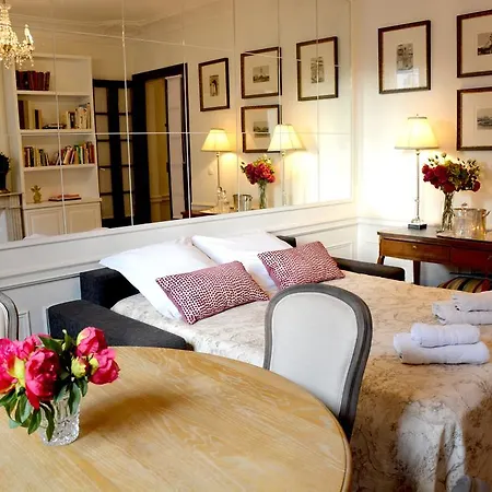 Apartamento Eiffel Tower Suffren París